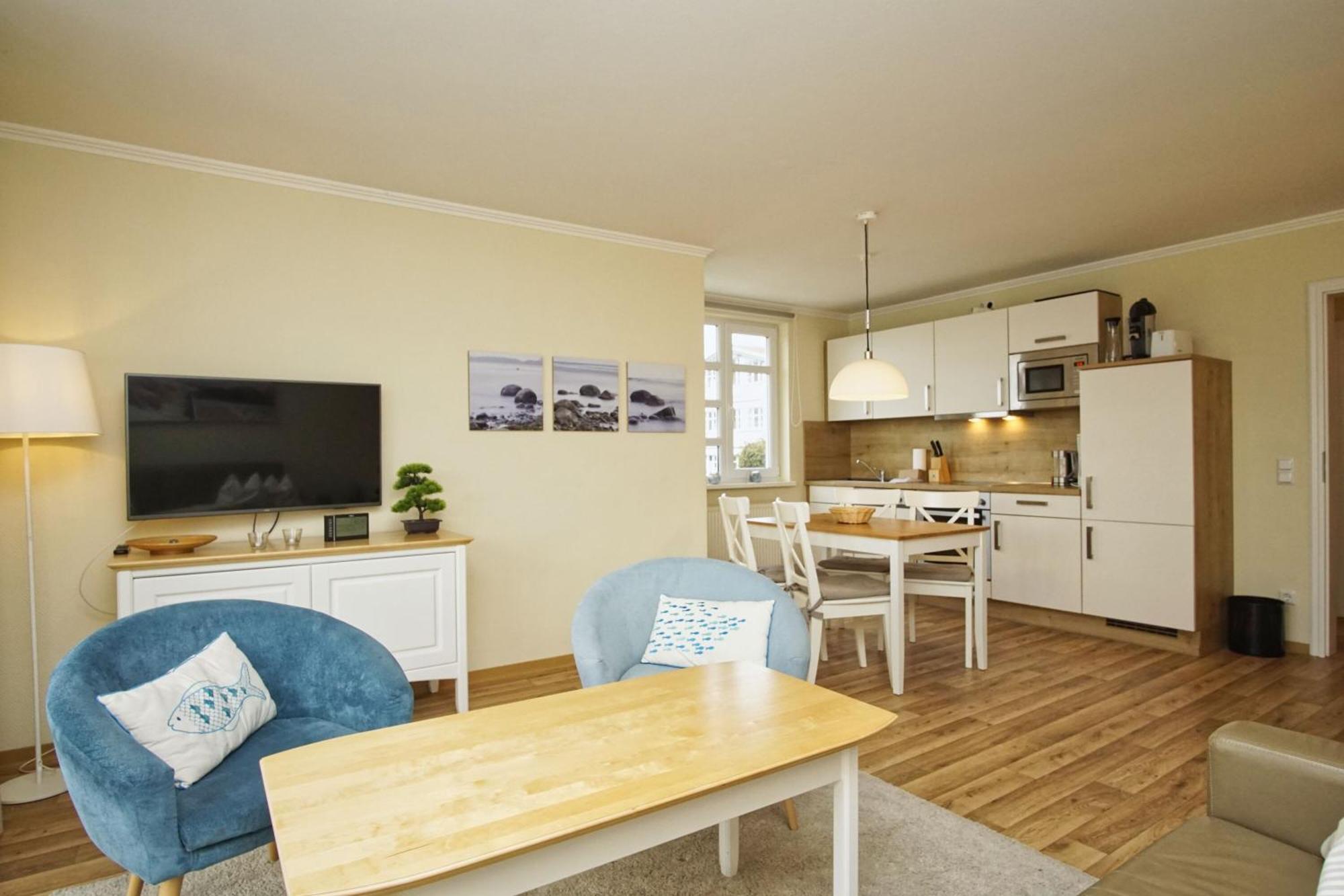 Mit Meerblick Und Balkon, Gratis Nutzung Vom Ahoi Erlebnisbad Und Sauna In Sellin - Meeresblick Fewo 38 ゲーレン エクステリア 写真